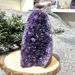 HỐC THẠCH ANH TÍM URUQUAY NHỎ - KL: 558,8 GRAM (TU121)