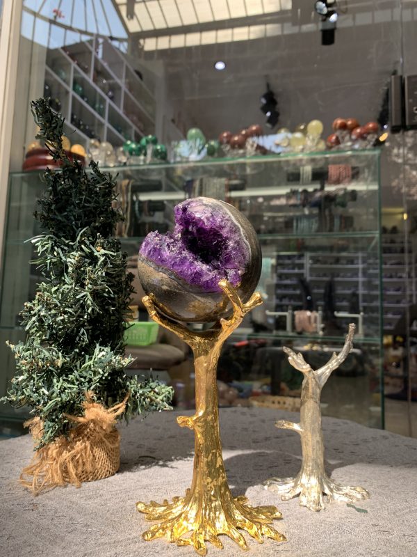 Bi Cầu Miệng Cười Thạch Anh Tím – Amethyst (BTH13) - KL: 0,615 KG - ĐK: 8,3CM