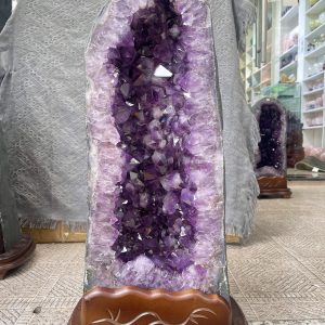 ĐỘNG THẠCH ANH TÍM URUGUAY 26,12 KG - KT: 56*20*18 CM