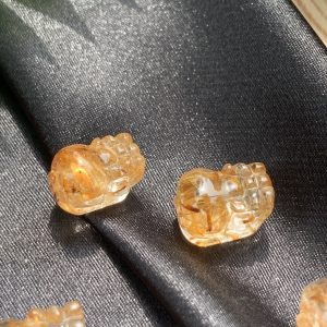 Tỳ Hưu Thạch Anh Tóc Vàng - Yellow Rutiled Quartz Pixiu