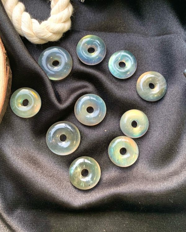 Đồng Điếu Labradorite - Labradorite Donut Pendant