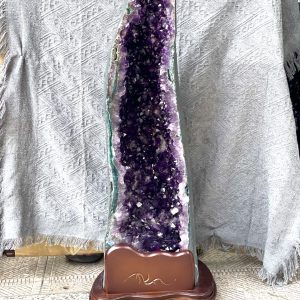 ĐỘNG THẠCH ANH TÍM URUGUAY 35 KG - KT: 82*17*20 CM