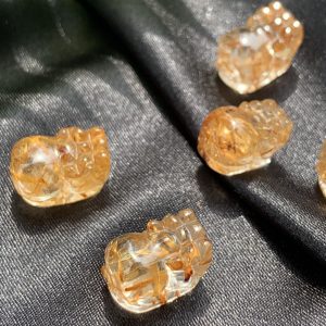 Tỳ Hưu Thạch Anh Tóc Vàng - Yellow Rutiled Quartz Pixiu