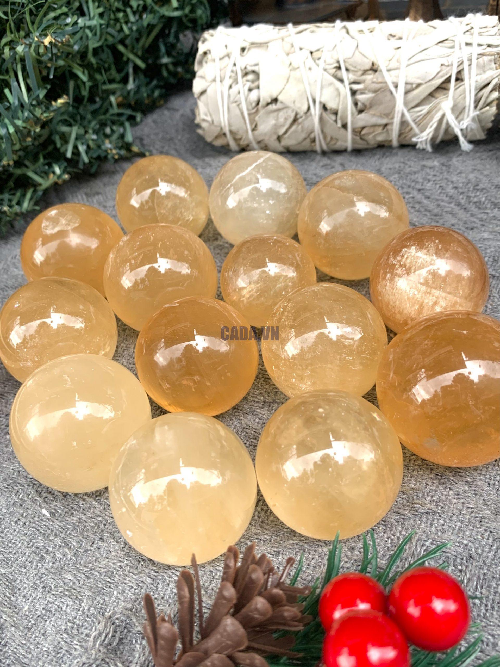 Bi Cầu Honey Calcite | CADA DECOR