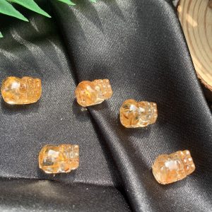 Tỳ Hưu Thạch Anh Tóc Vàng - Yellow Rutiled Quartz Pixiu