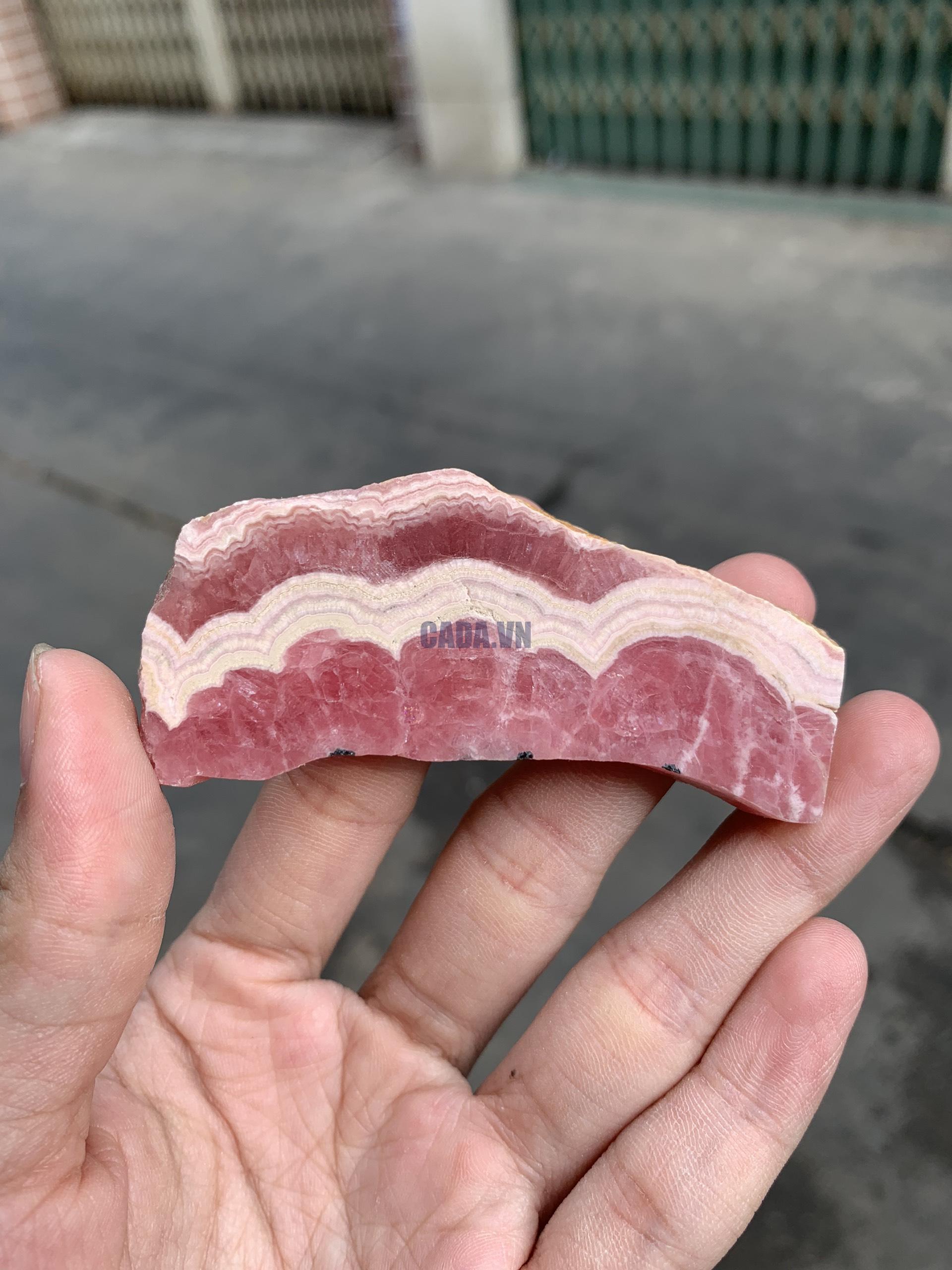 Đá Đào Hoa – Rhodochrosite (ĐH07), KT 2,8*7CM | CADA DECOR