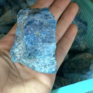 Đá thô Apatite| CADA DECOR
