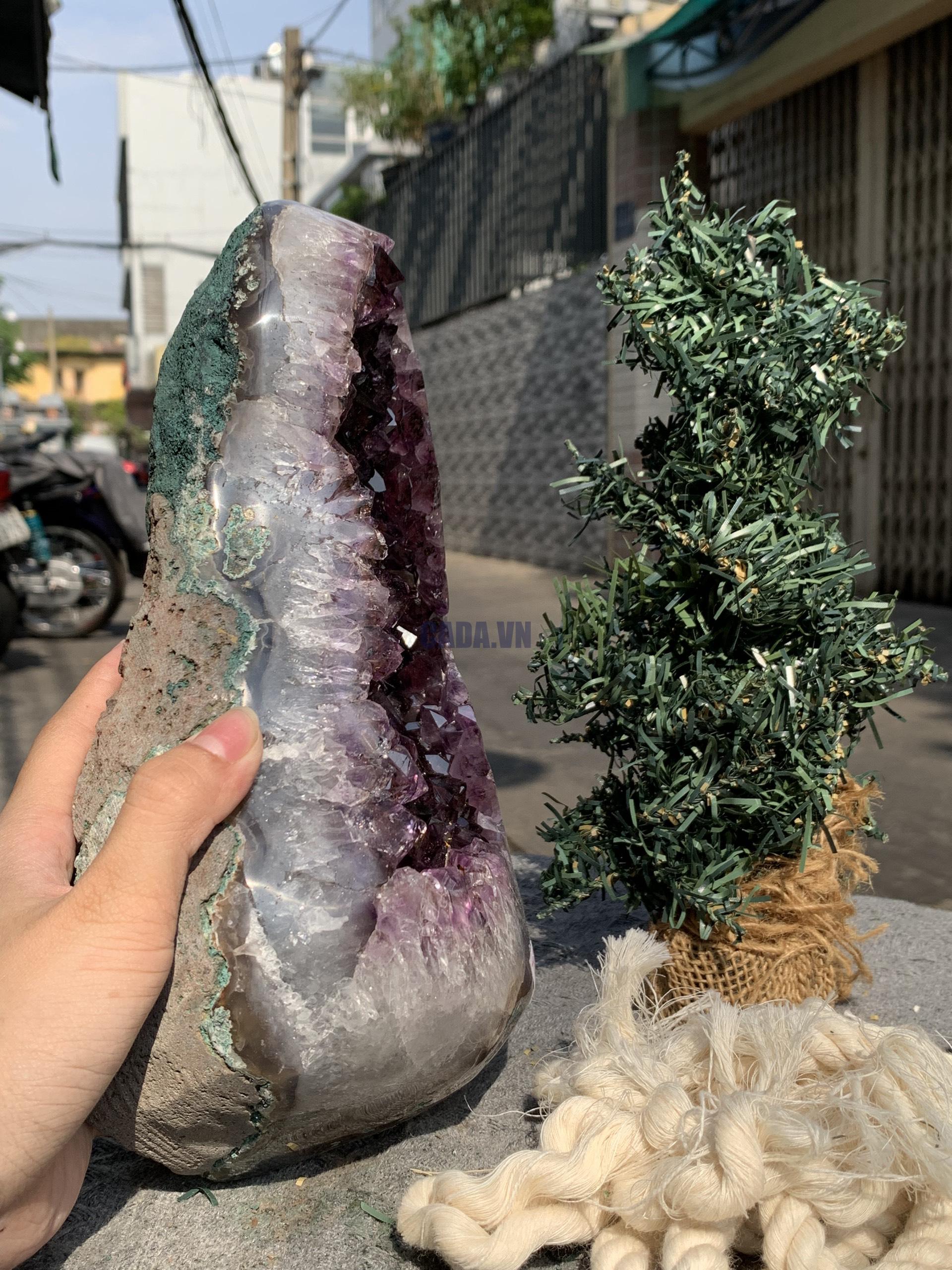 VỈ MẦM THẠCH ANH TÍM (VM12), KT: 22*18CM - KL: 5,25KG | CADA DECOR