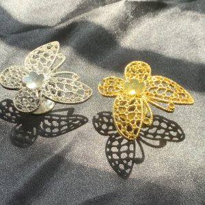 Đế bi kim loại bướm | CADA DECOR