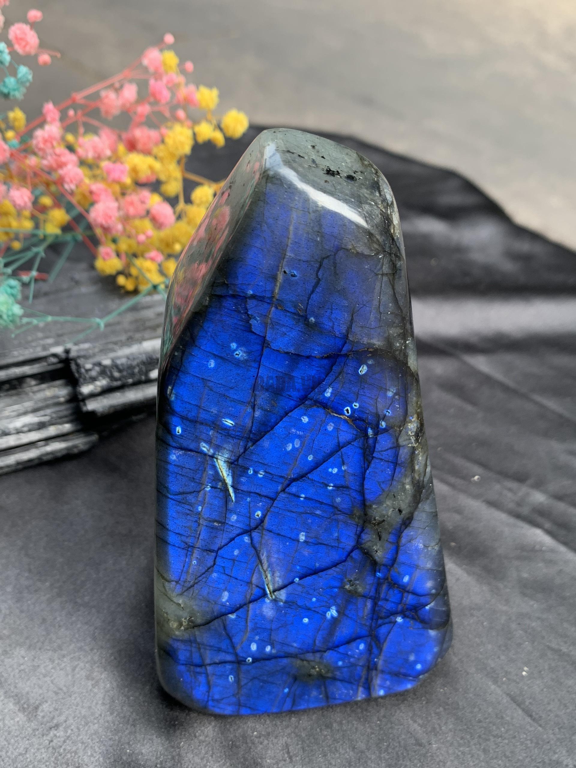 ĐÁ XÀ CỪ – HẮC NGUYỆT QUANG – Labradorite (XC205) – KL: 0,824KG