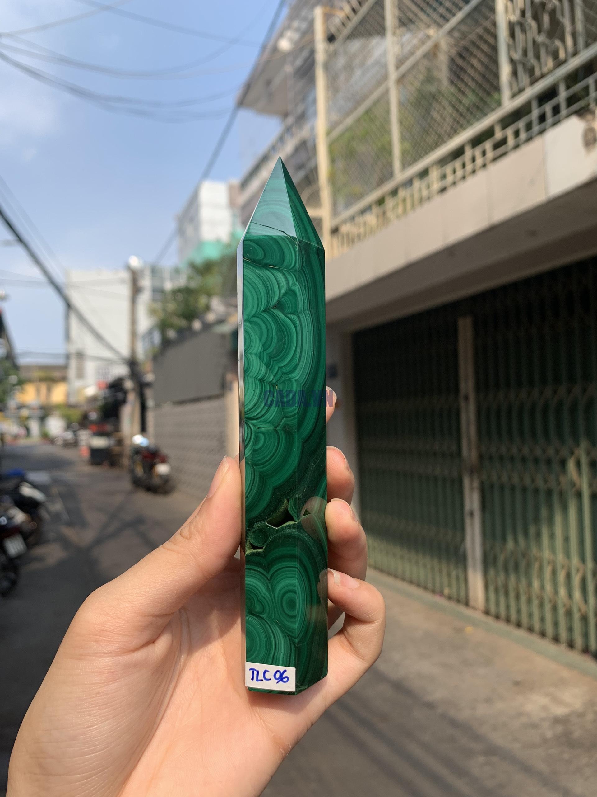 Trụ đá Lông Công - Malachite Point (TLC06) | CADA DECOR