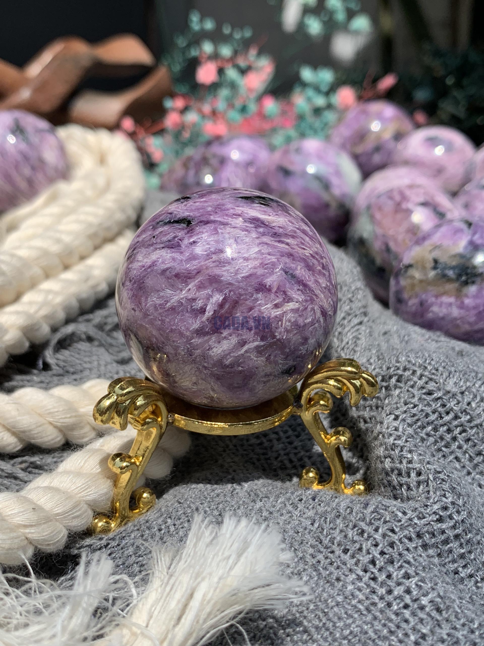 Charoite Sphere | Đá trang trí, sưu tầm, healing | CADA DECOR