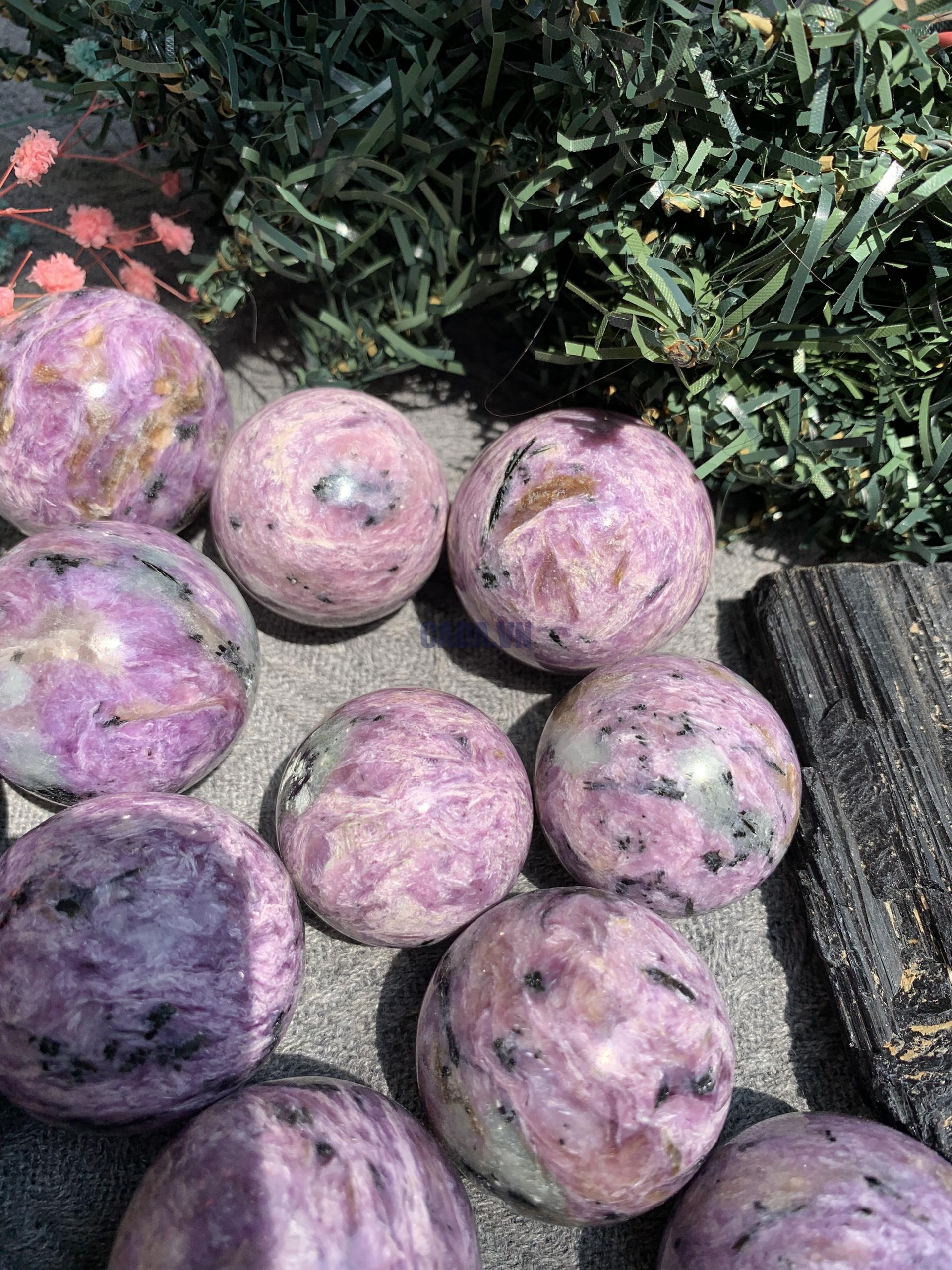 Charoite Sphere | Đá trang trí, sưu tầm, healing | CADA DECOR