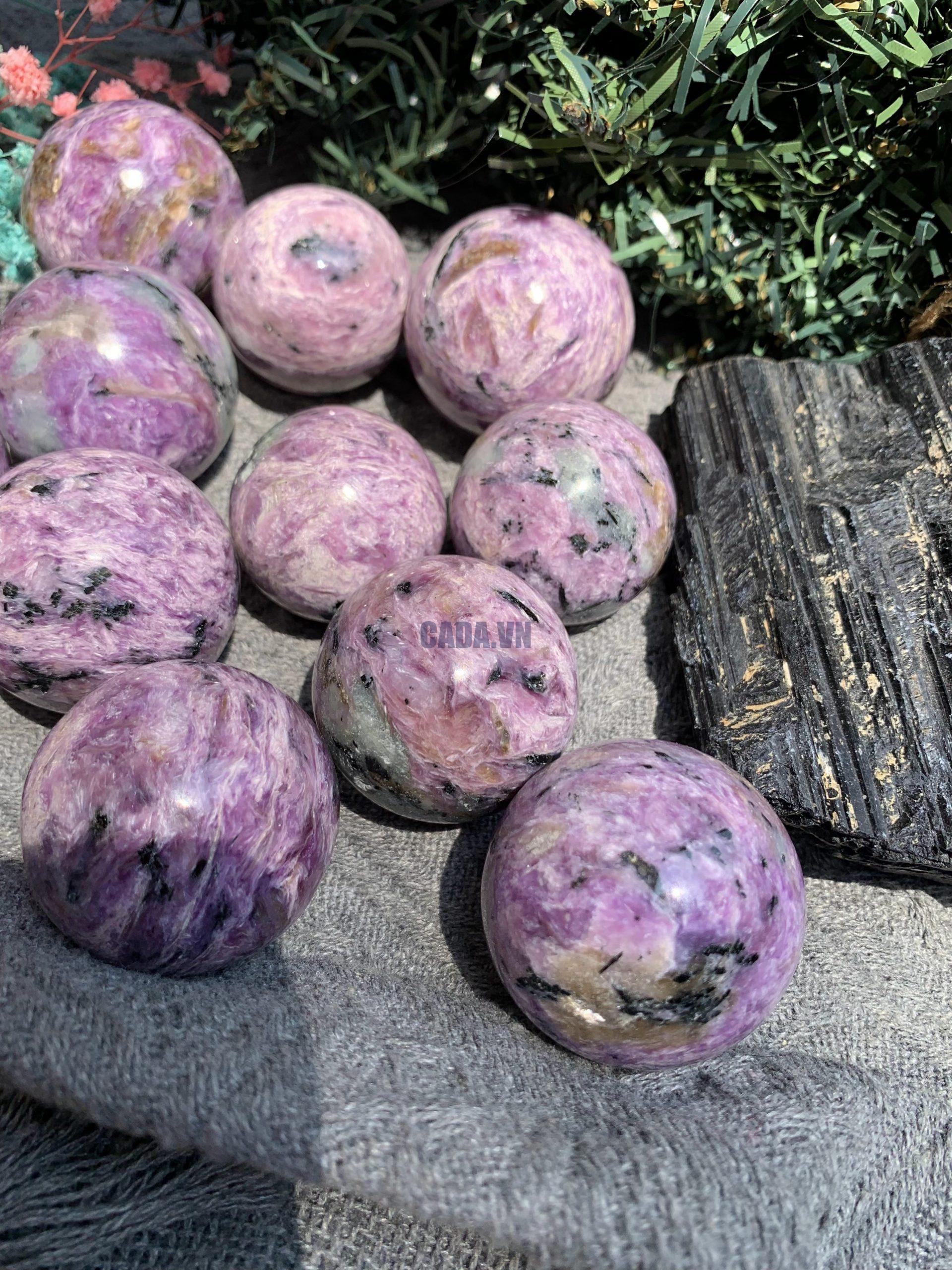 Charoite Sphere | Đá trang trí, sưu tầm, healing | CADA DECOR