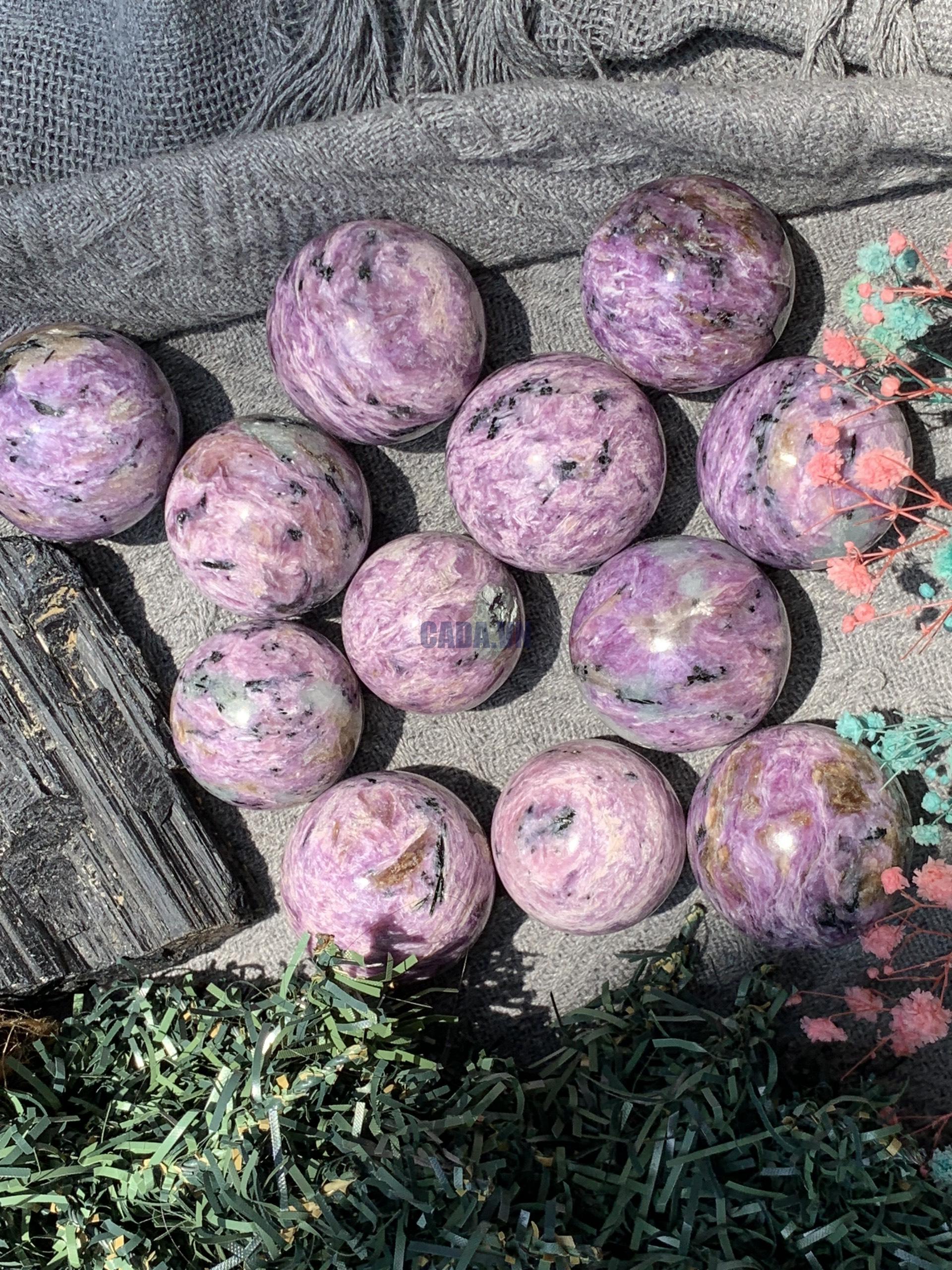 Charoite Sphere | Đá trang trí, sưu tầm, healing | CADA DECOR