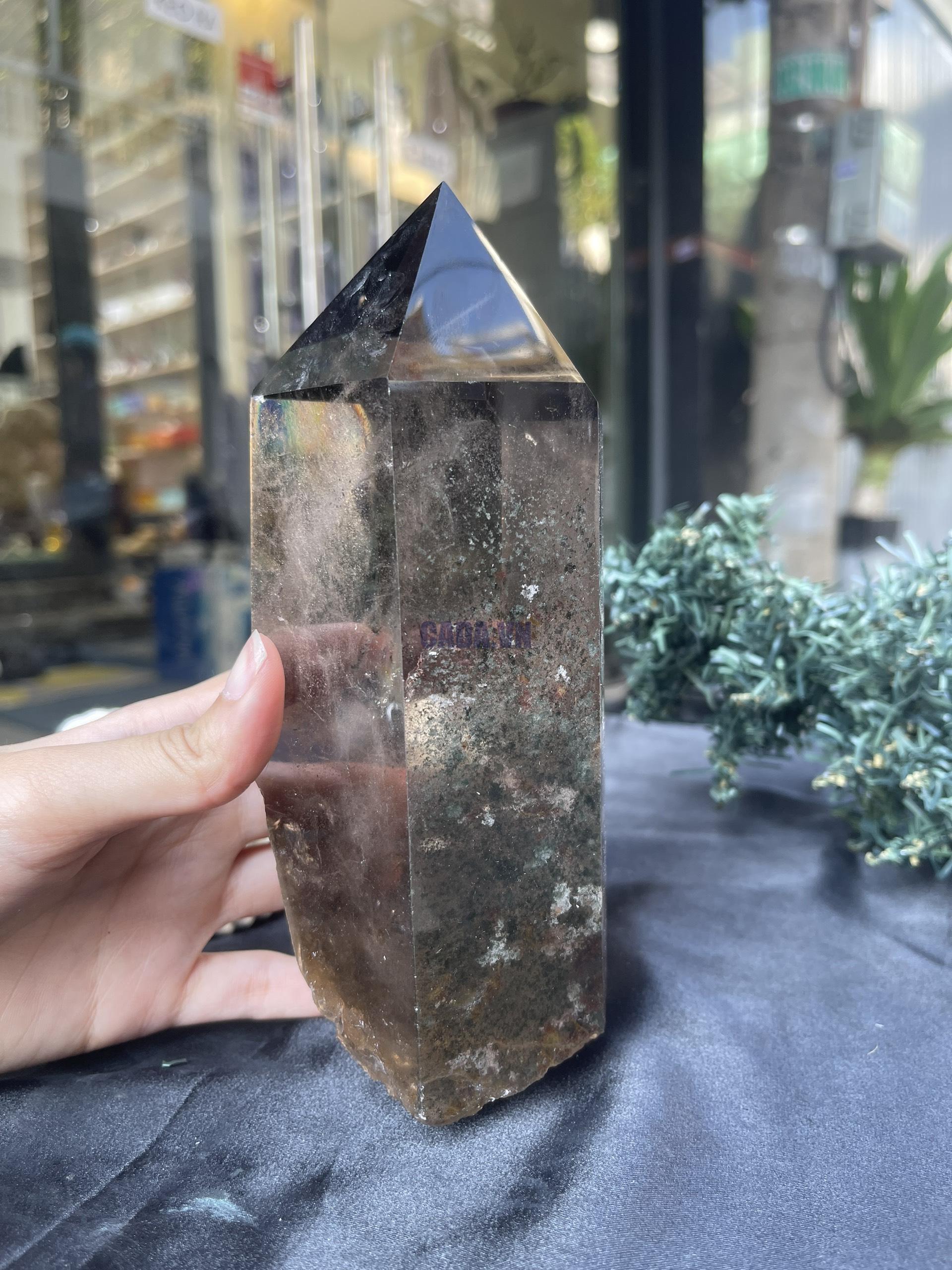 TRỤ THẠCH ANH KHÓI - SMOKY QUARTZ POINT (TAK22), KL:1,218KG, KT: 18*7,5CM