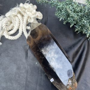 TRỤ THẠCH ANH KHÓI - SMOKY QUARTZ POINT (TAK24), KL:2,042KG, KT: 25*8,5CM