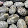 Palm đá vàng găm – Pyrite Palm | Đá trang trí, sưu tầm, healing | CADA DECOR