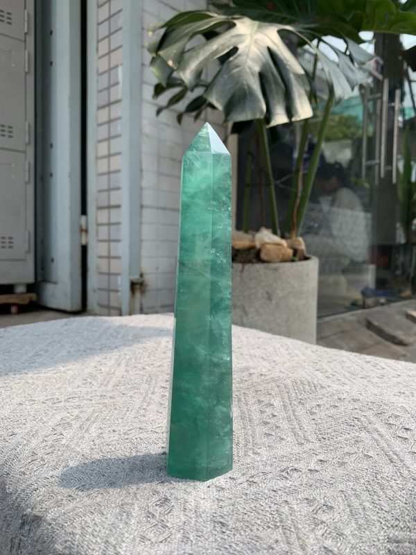 TRỤ ĐÁ FLUORITE MÀU XANH KT: 18*3,5CM, KL: 410GRAM (TF51)