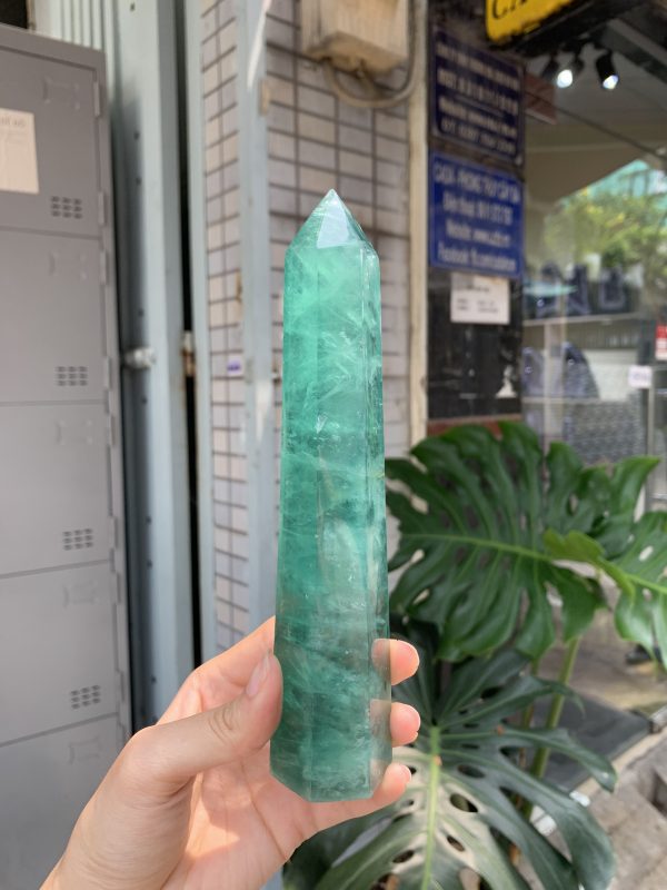 TRỤ ĐÁ FLUORITE MÀU XANH KT: 18*3,5CM, KL: 410GRAM (TF51)
