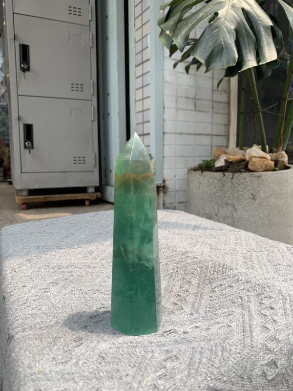 TRỤ ĐÁ FLUORITE MÀU XANH KT: 15*4CM, KL: 454GRAM (TF56)