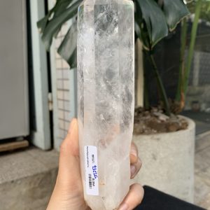 Trụ Thạch Anh Trắng trong – Clear Quartz Point, KL: 576GRAM (TTT256)