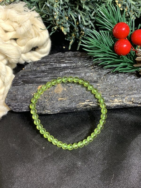 Vòng tay đá Peridot - vòng đơn | CADA DECOR