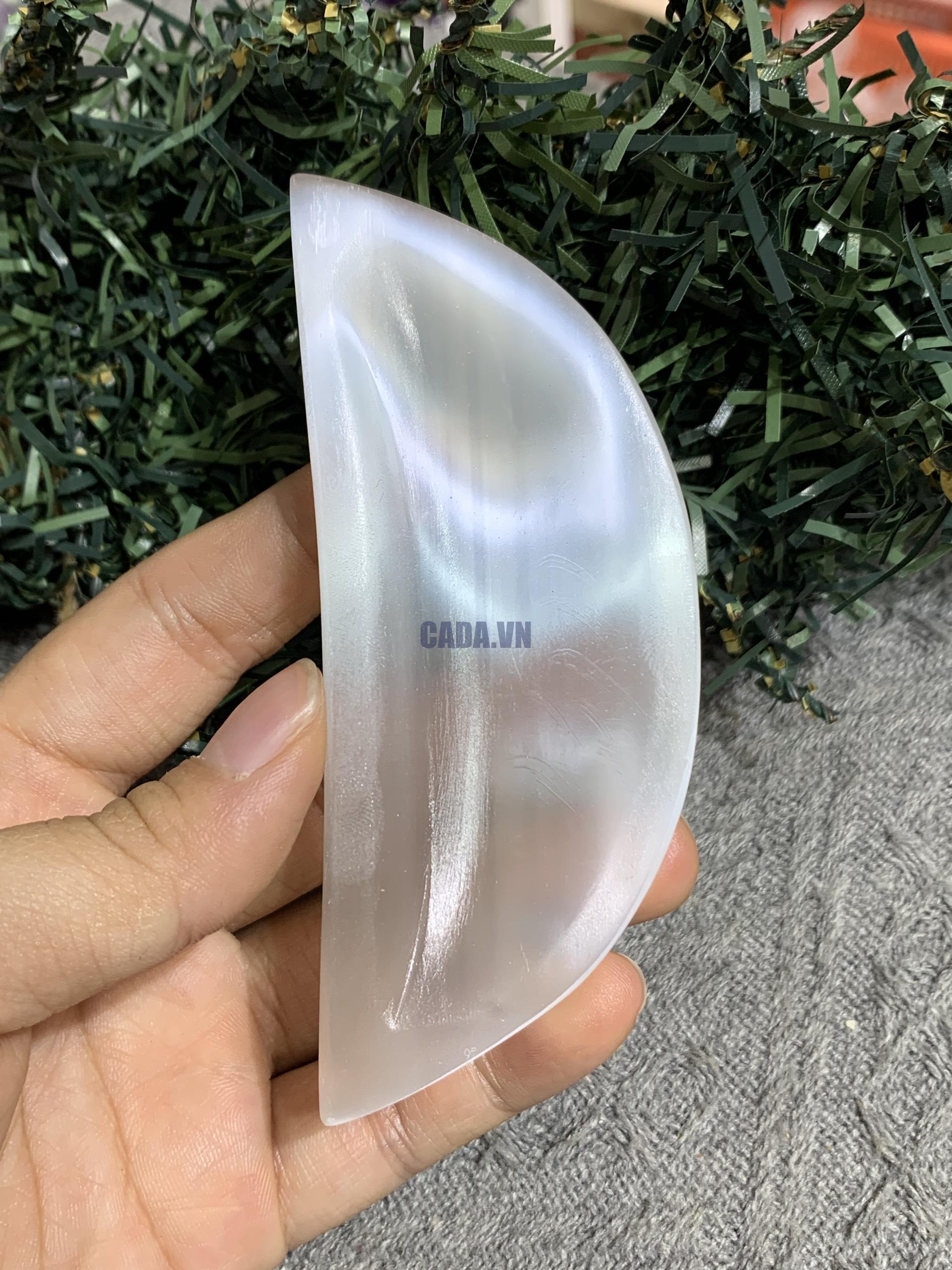 Đĩa hình mặt trăng Selenite 8.6cm giá từ 130K | CADA DECOR