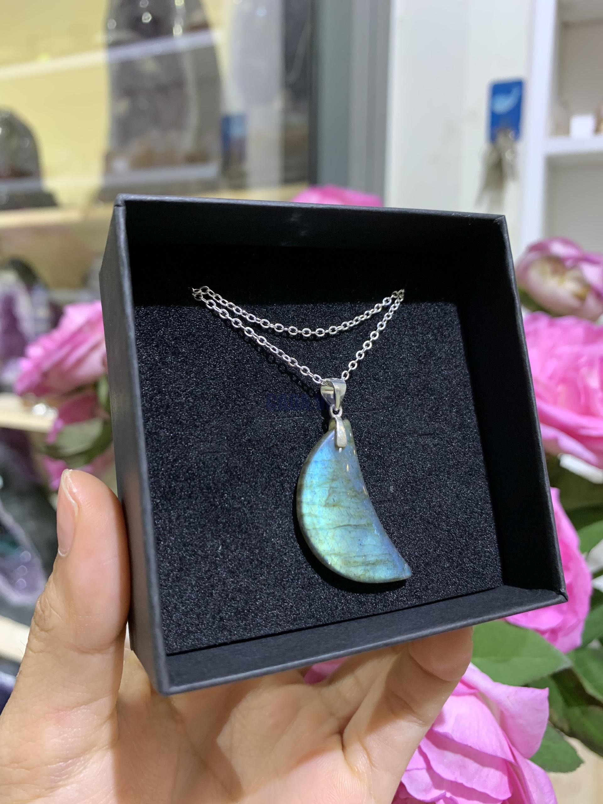 Dây chuyền bạc hình trăng Labradorite | CADA DECOR