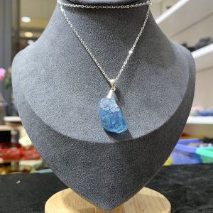 Dây chuyền bạc đá thô Aquamrine | CADA DECOR