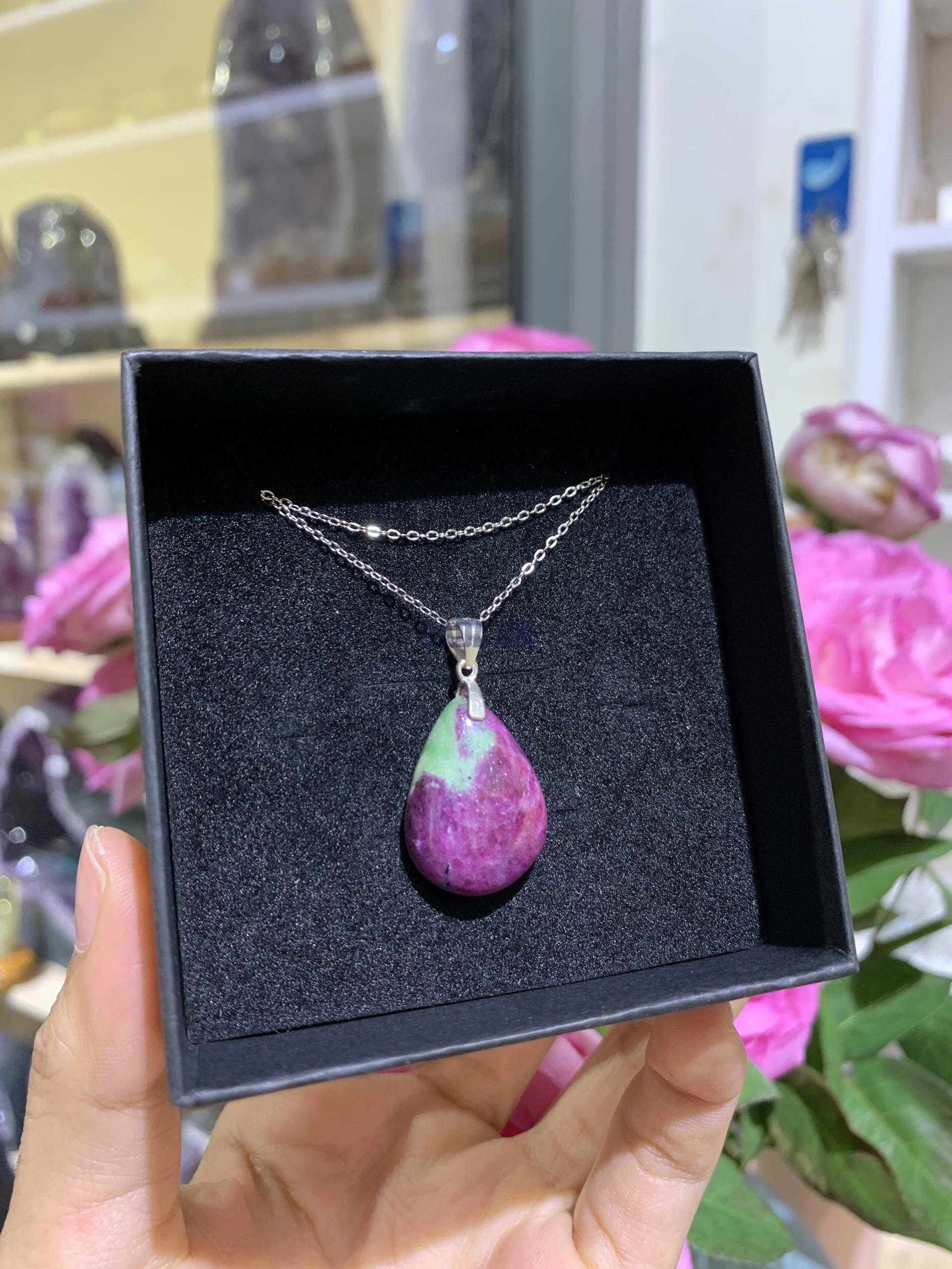 Dây chuyền bạc giọt nước Ruby in Zoisite | CADA DECOR