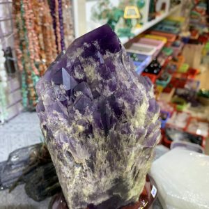 Thạch Anh Tím biến thể tháp – BAHIA AMETHYST BOUQUET (TRT19)