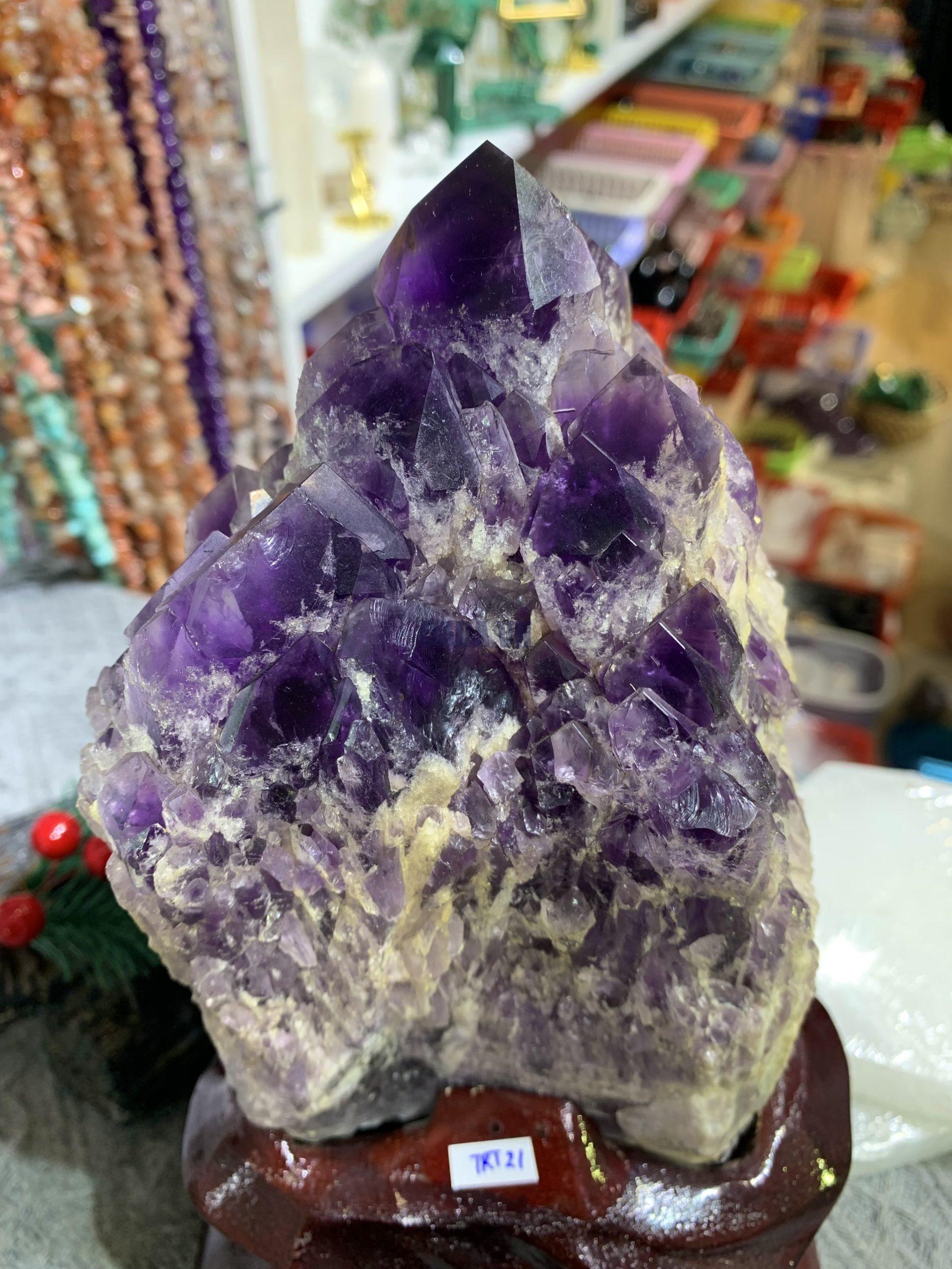 Thạch Anh Tím biến thể tháp – BAHIA AMETHYST BOUQUET (TRT21)