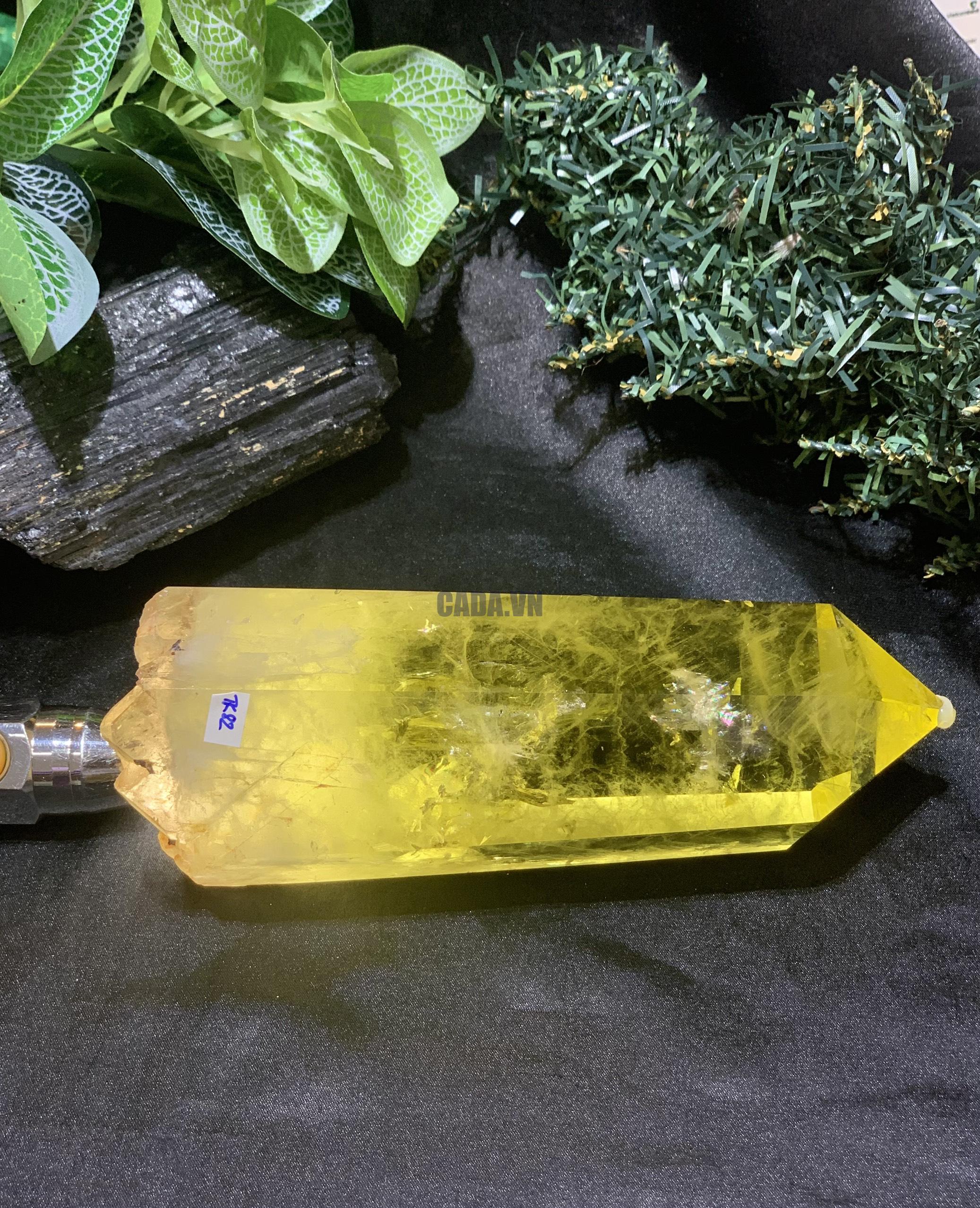TRỤ THẠCH ANH VÀNG – KT: 17*6CM, KL: 0,792KG (TK82)