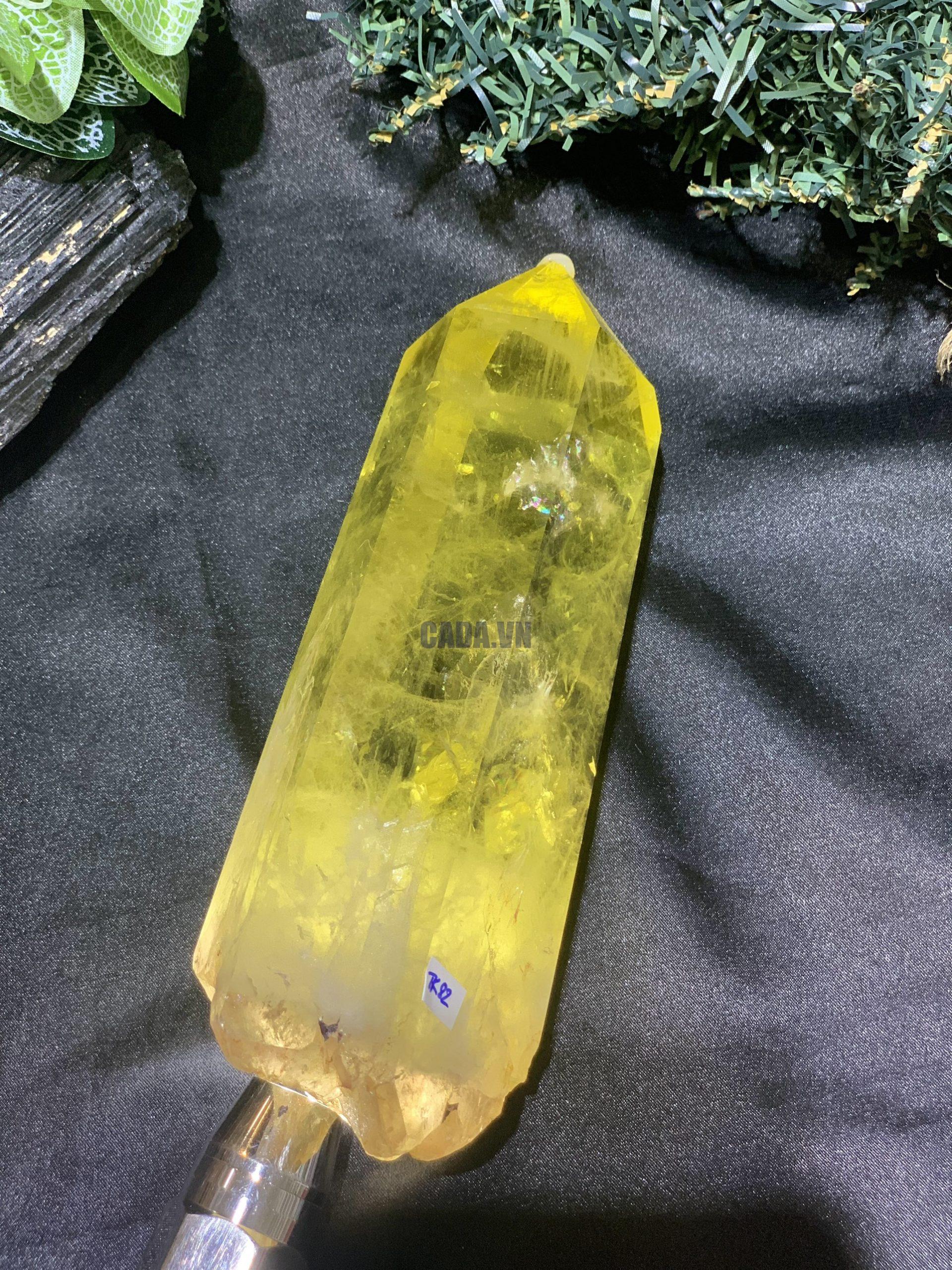TRỤ THẠCH ANH VÀNG – KT: 17*6CM, KL: 0,792KG (TK82)