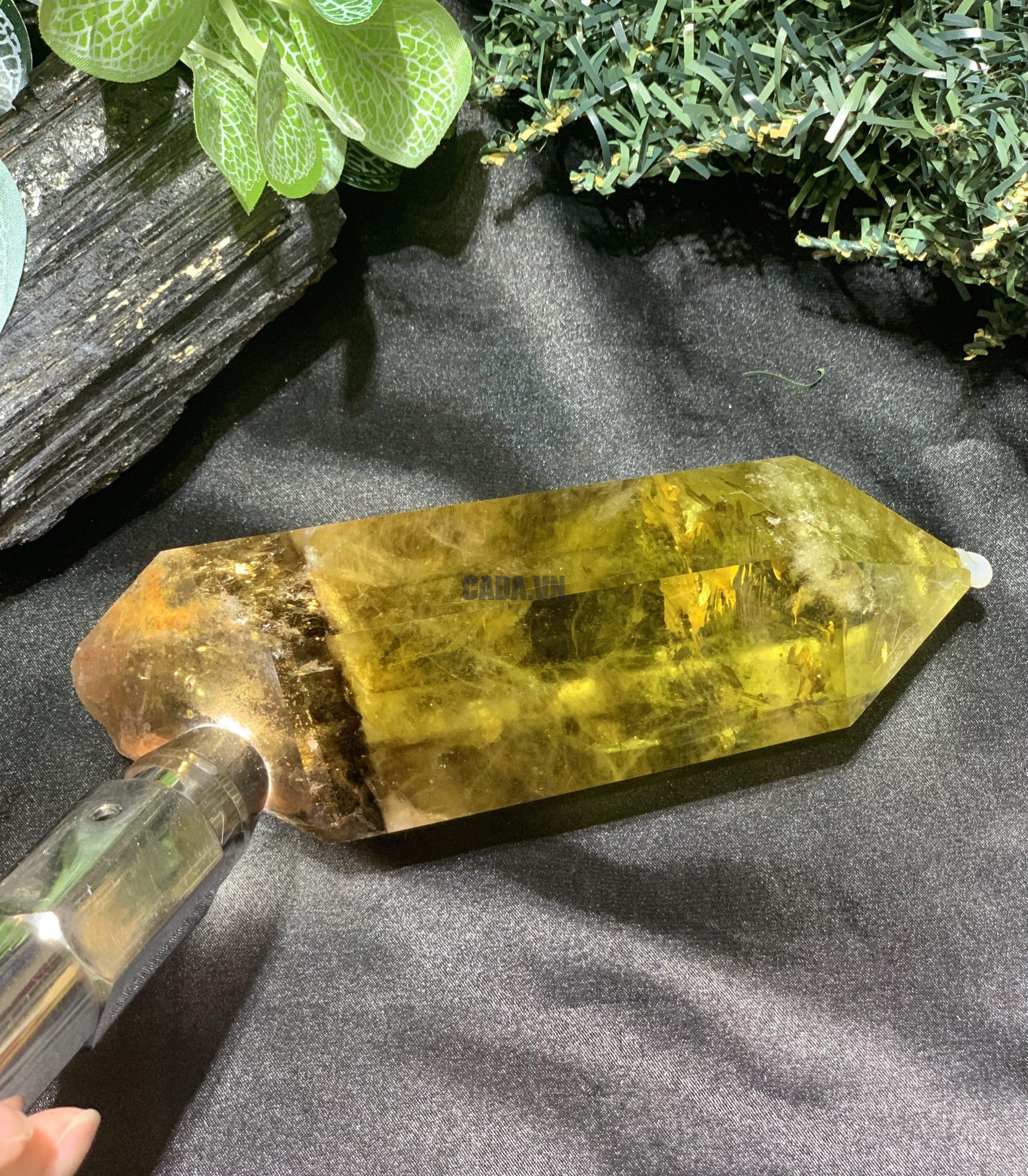 TRỤ THẠCH ANH VÀNG – KT: 15,5*6CM, KL: 0,664KG (TK89)
