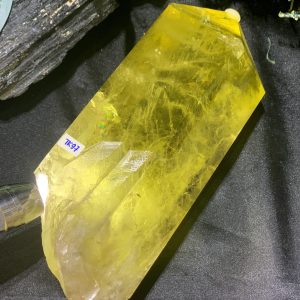 TRỤ THẠCH ANH VÀNG – KT: 20*7,5CM, KL: 1,556KG (TK97)