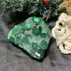 Nu Lông Công - Malachite (NLC02), KL: 1,378KG, KT: 13*10CM | CADA DECOR