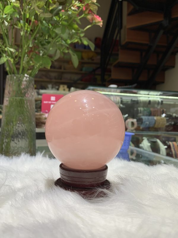 Bi cầu Thạch Anh Hồng sao – Rose Quartz Sphere (BH231), ĐK: 8,9CM, KL: 1,032KG