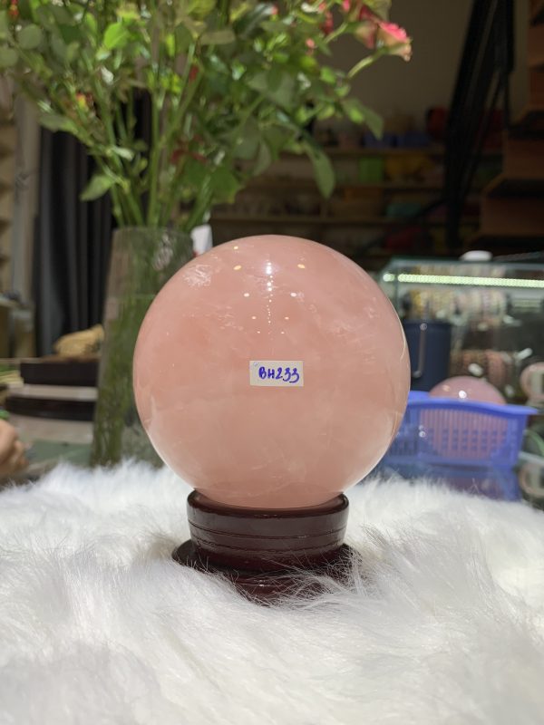 Bi cầu Thạch Anh Hồng sao – Rose Quartz Sphere (BH233), ĐK: 9,2CM, KL: 1,142KG