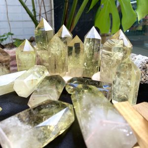 Trụ thạch anh vàng trong - Citrine