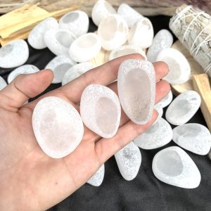 Seer stone clear quartz | CADA DECOR