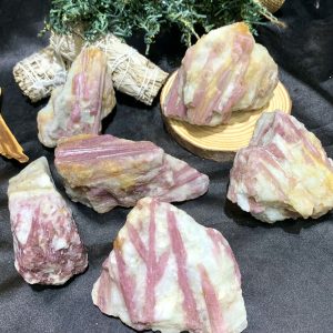 Pink Tourmaline raw | CADA DECOR