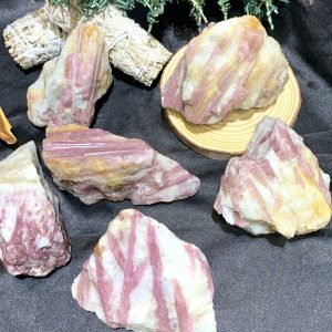 Pink Tourmaline raw | CADA DECOR