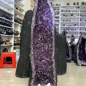 ĐỘNG THẠCH ANH TÍM BRAZIL (T228), KL: 46,95KG – KT: 90*21*18CM | CADA DECOR