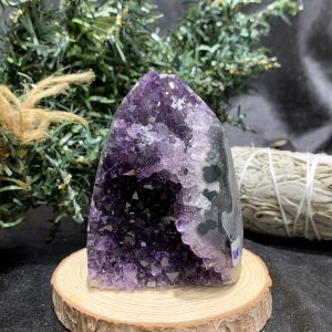 HỐC THẠCH ANH TÍM URUGUAY NHỎ – KL: 240GRAM (TU163)