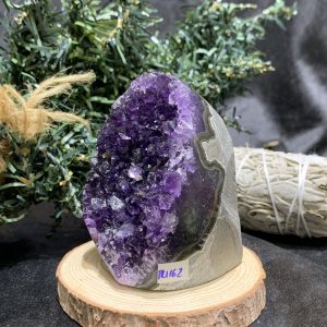 HỐC THẠCH ANH TÍM URUGUAY NHỎ – KL: 256GRAM (TU162)
