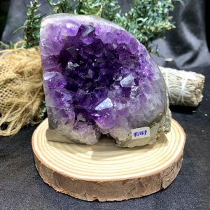 HỐC THẠCH ANH TÍM URUGUAY NHỎ – KL: 736GRAM (TU168)