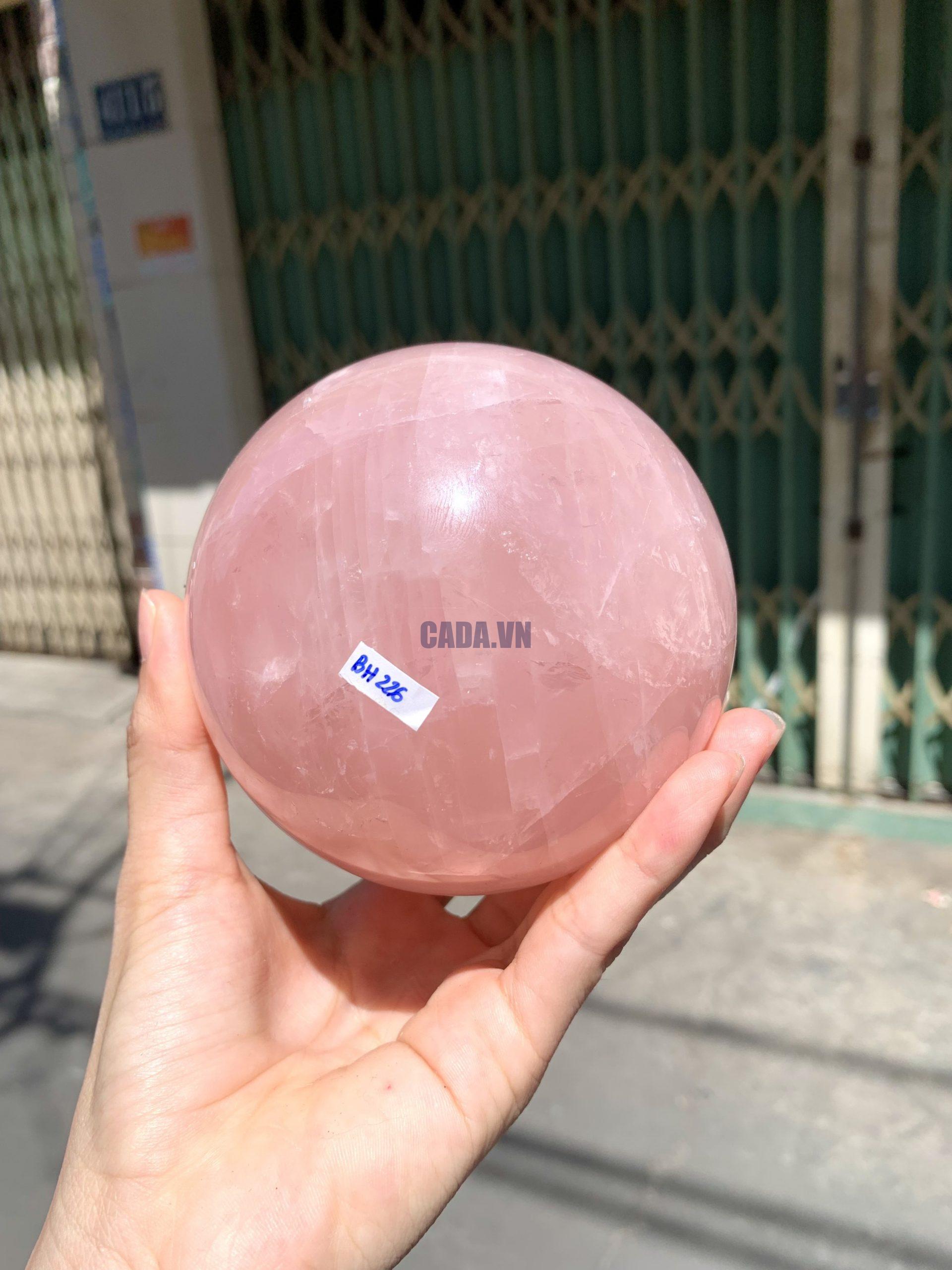 Bi cầu Thạch Anh Hồng sao – Rose Quartz Sphere (BH226), ĐK: 9,4CM, KL: 1,262KG