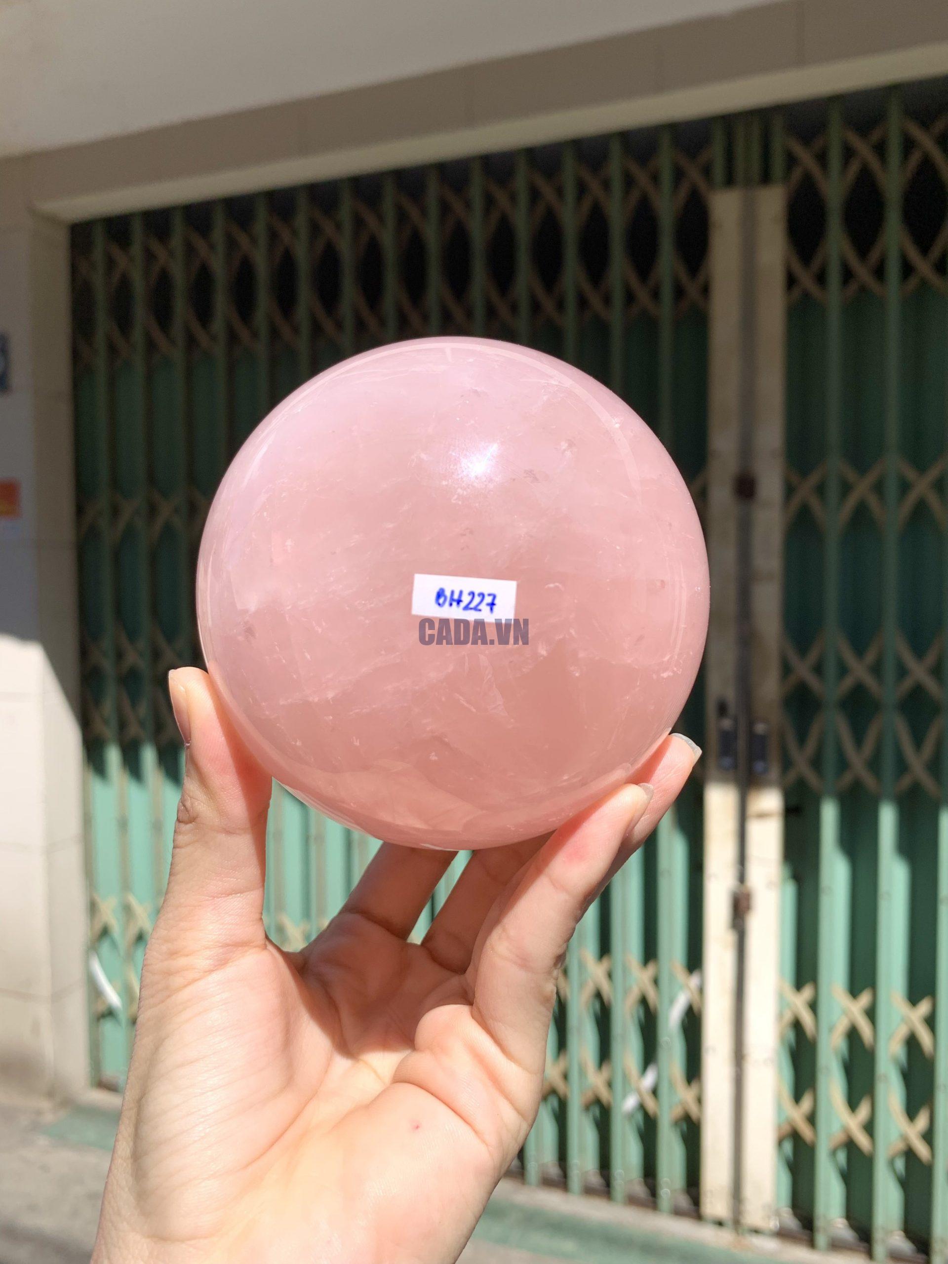 Bi cầu Thạch Anh Hồng sao – Rose Quartz Sphere (BH227), ĐK: 9,2CM, KL: 1,162KG